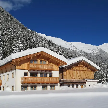Schneiderhof * Valdurna